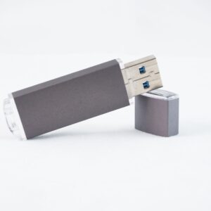 Keep a Thumb Drive Memory Stick Available for Printing and Scanning